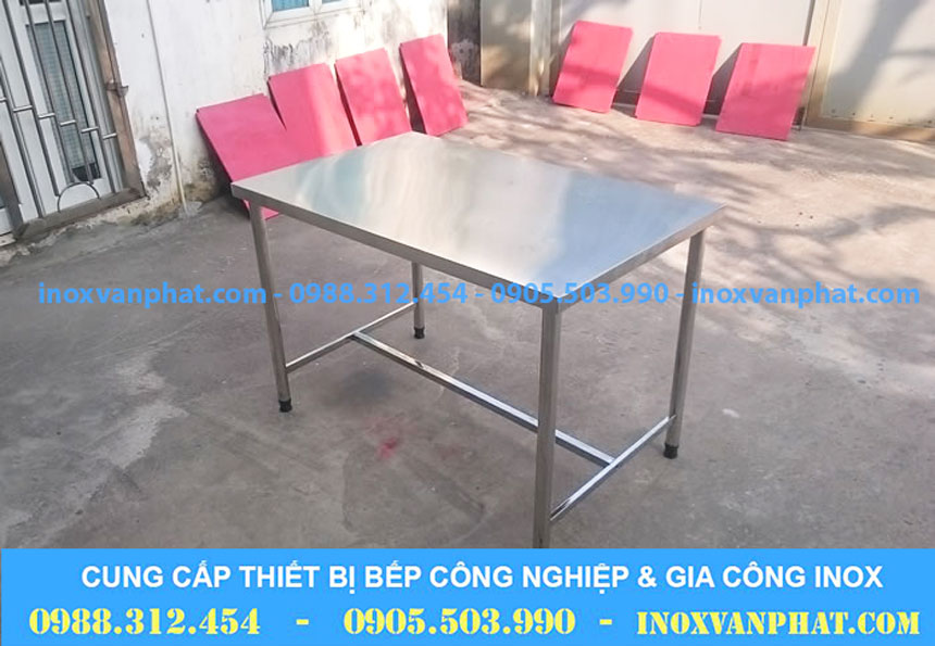 Bàn inox công nghiệp