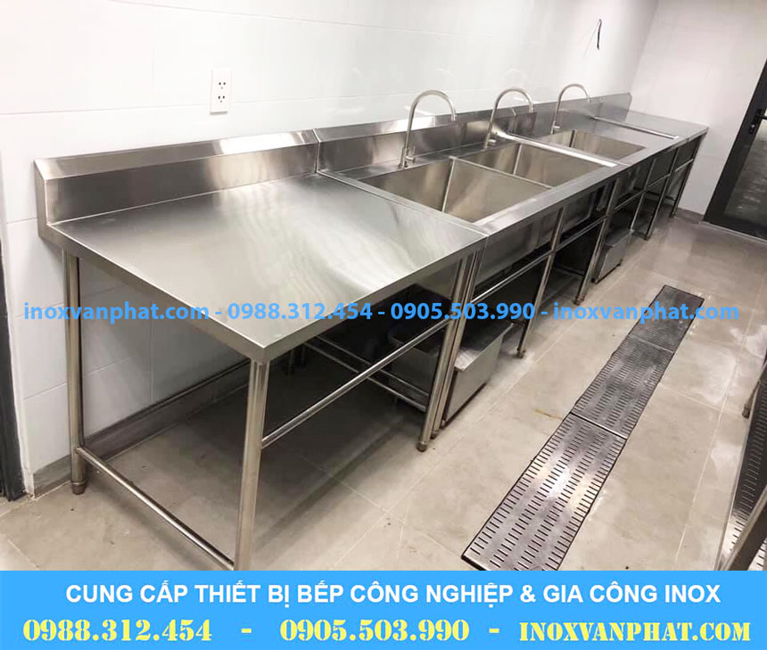 Bàn inox công nghiệp