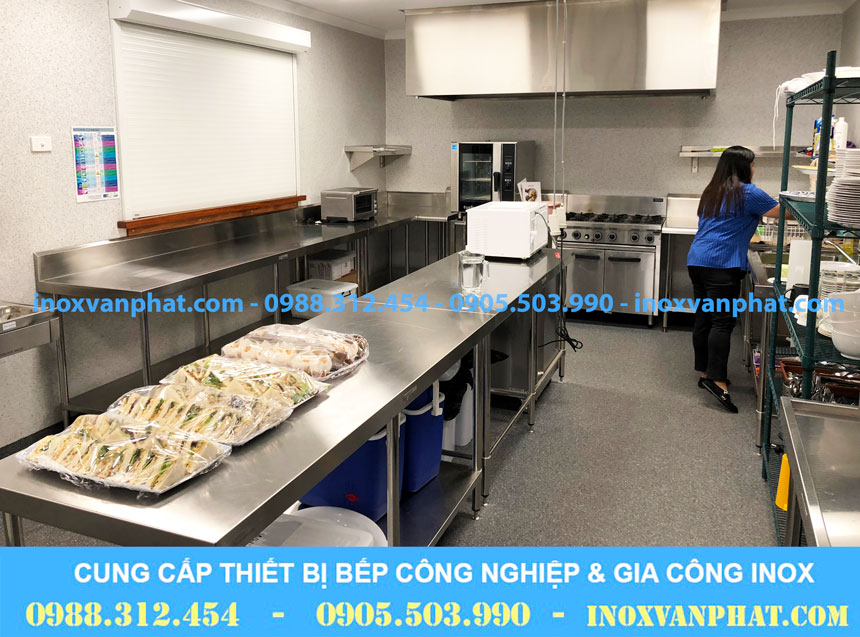 Bàn inox công nghiệp