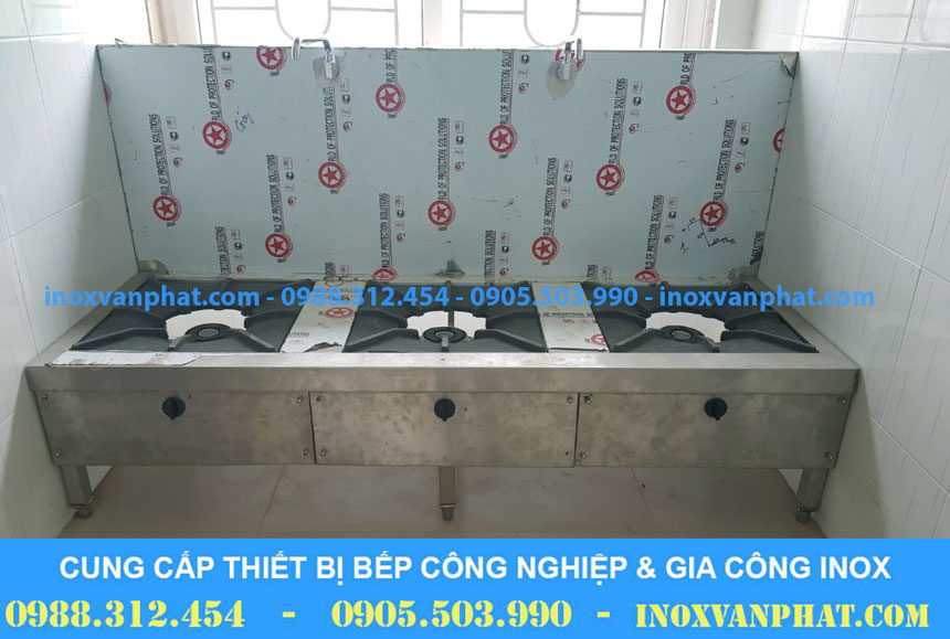 Bếp á công nghiệp