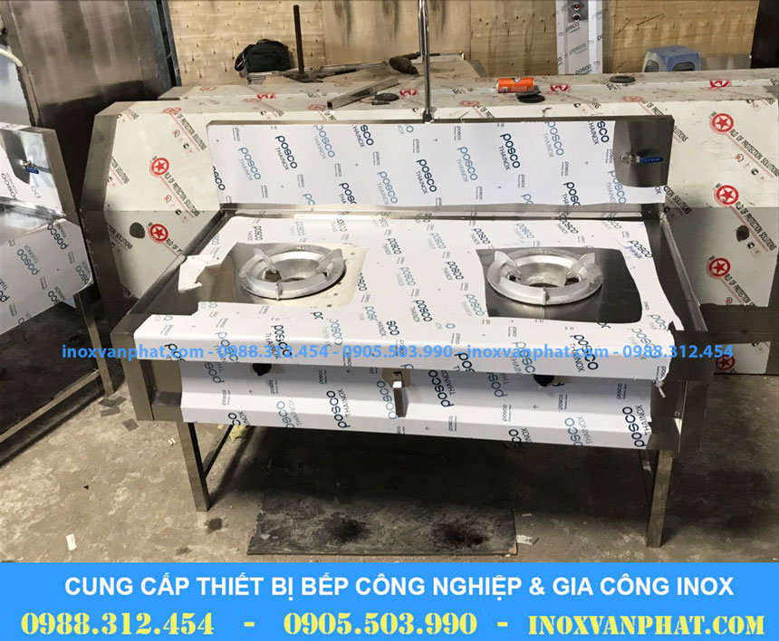 Bếp á công nghiệp